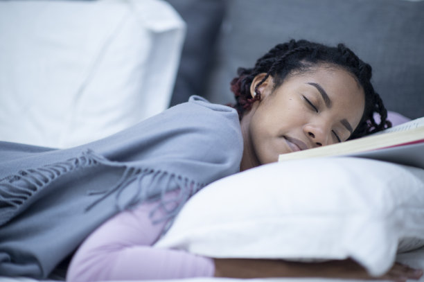 睡着了图片下载