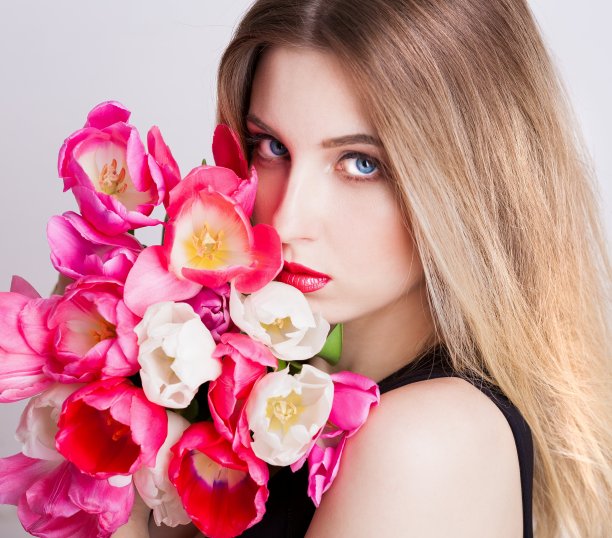 脸，蓝眼睛，郁金香图片下载