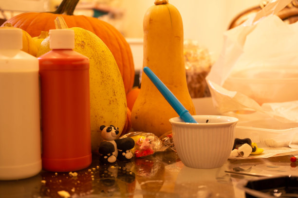 陶土熊猫工艺品，彩瓶图片下载