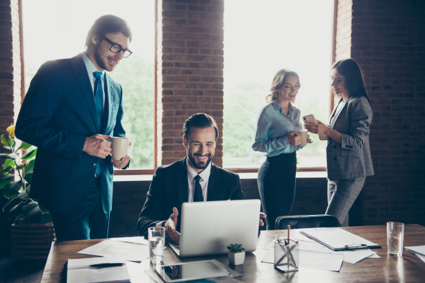 分析师会计主代理银行经纪人内部阁楼内部图片下载