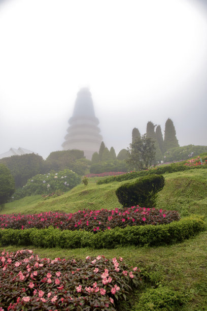 两个伊萨农图片下载