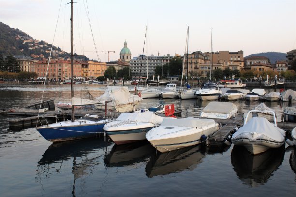 像湖边图片下载