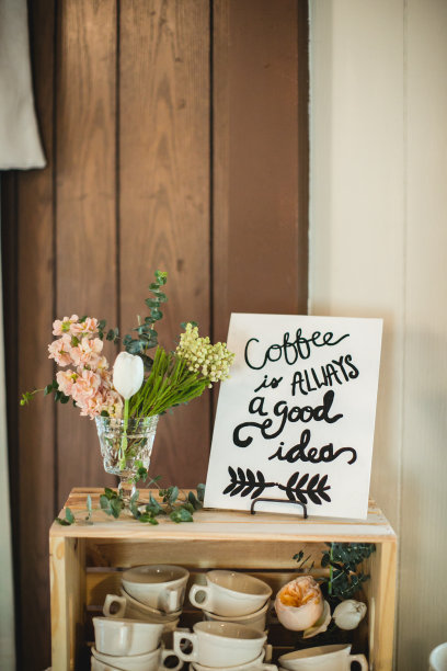 戴眼镜的年轻人肖像图片下载