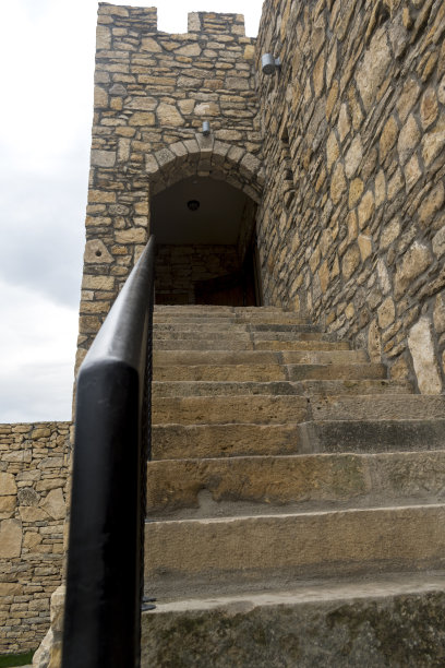 通往塔楼的石阶。图片下载