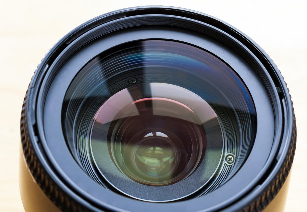 专业相机镜头隔离在白色背景图片下载