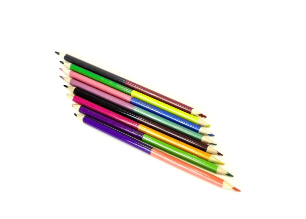 彩色铅笔在白色背景，复制空间图片下载