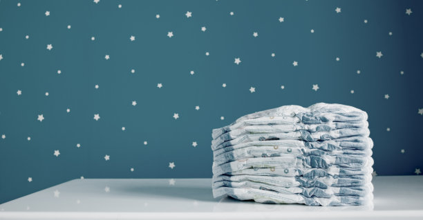 婴儿房里有一包尿布图片下载