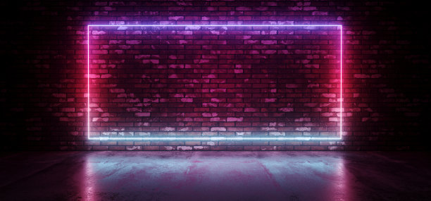 俱乐部霓虹灯科幻复古未来发光矩形框架形状梯度发光粉紫色蓝色光在垃圾砖墙混凝土反射地板暗室3D渲染图片下载