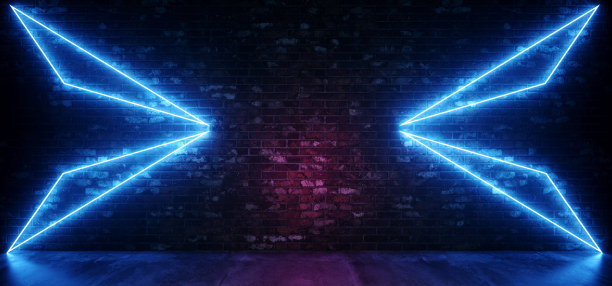 复古科幻霓虹未来抽象发光蓝色三角形灯在垃圾空砖墙与混凝土反射地板背景俱乐部激光3D渲染图片下载