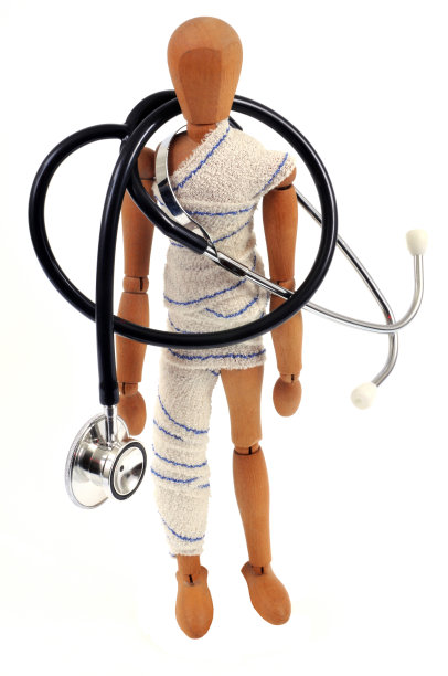 男人受伤了图片下载