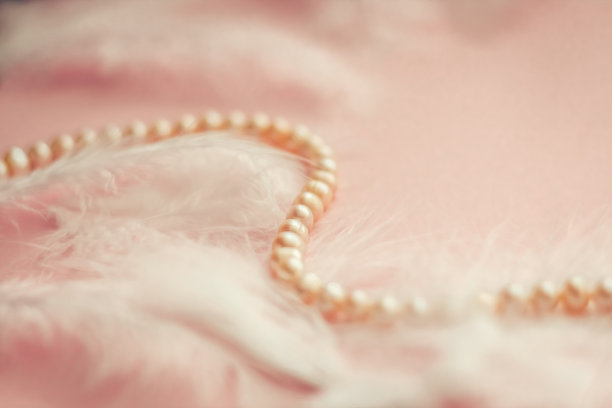 luffy花粉色羽毛时尚设计背景-快乐情人模糊纹理柔软聚焦照片图片下载