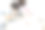 高角度的年轻父母看婴儿在婴儿床在家里图片下载