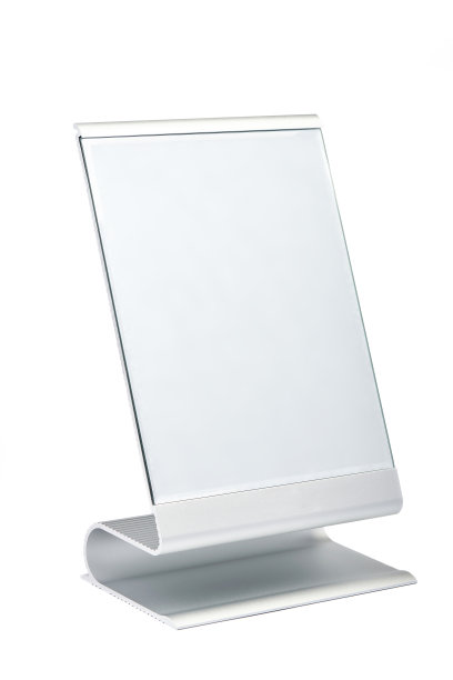 现代化妆镜孤立在白色背景图片下载