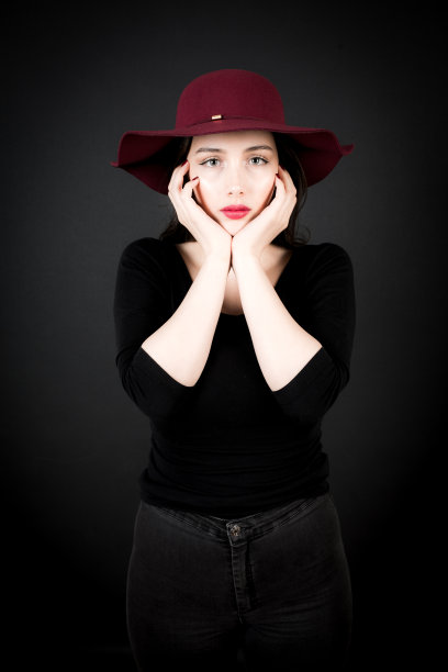 女模特拍摄黑色图片下载