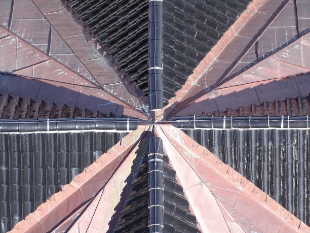 屋顶上的屋顶图片下载