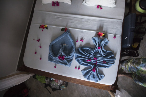 装饰床在非洲酒店图片下载