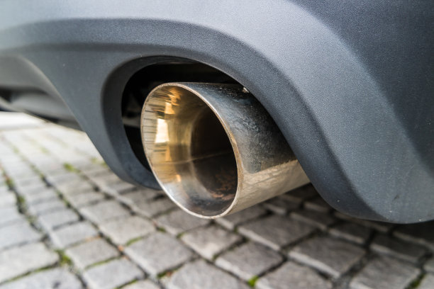 汽车尾气柴油丑闻图片下载