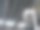 闭路电视安全摄像头在高高的金属柱上，对着高高的天花板透明的屋顶图片下载