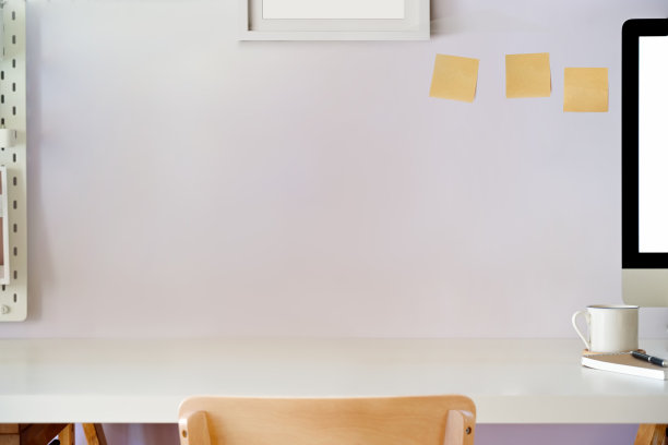 现代极简书桌工作空间桌子和复制空间图片下载