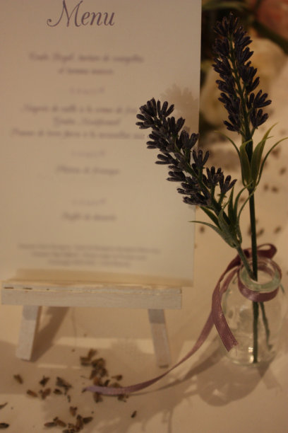 菜单上的餐桌装饰餐厅图片下载