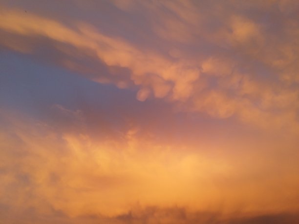 黄色的天空日出太阳图片下载