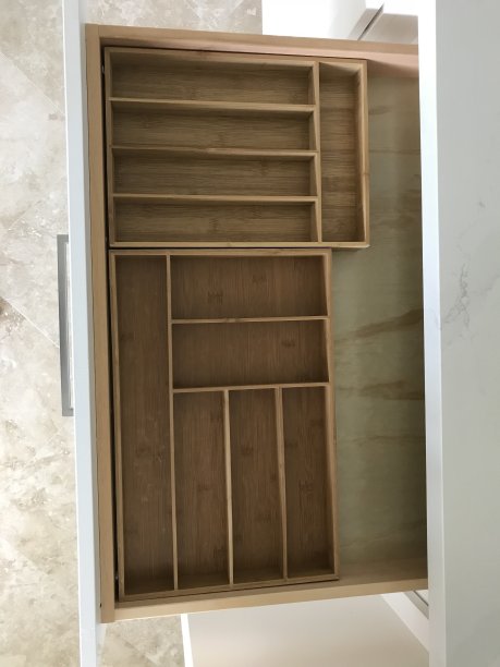 空的抽屉里图片下载