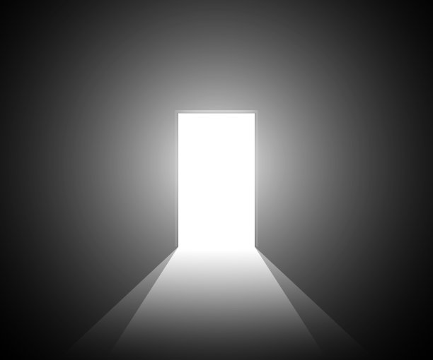用黑色背景灯打开门。光从敞开的门透进来。矢量插图。图片下载