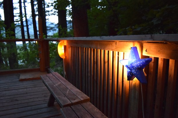 热水浴盆夜灯图片下载