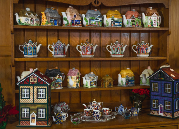 2018年1月16日，新西兰塔拉纳基新普利茅斯Pukekura公园的茶馆图片下载