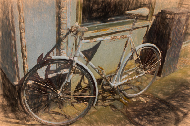 住宅区外停放的自行车图片下载