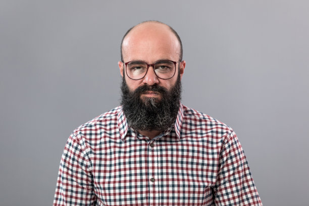 消息灵通的人图片下载