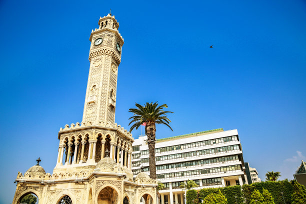 伊兹密尔，历史钟楼图片下载