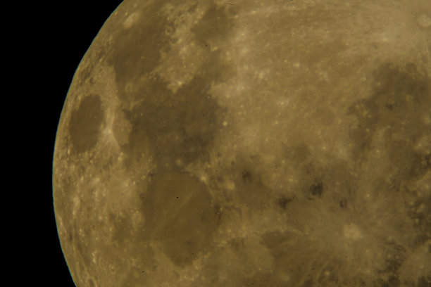 丰收的月亮图片下载