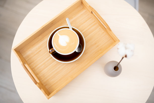 情人节浪漫的早晨图片下载