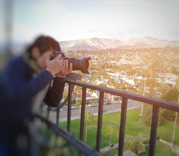 人们拍照。图片下载