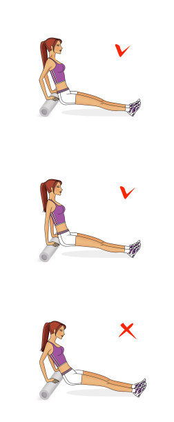 这个女孩锻炼胸部和手部的肌肉图片下载