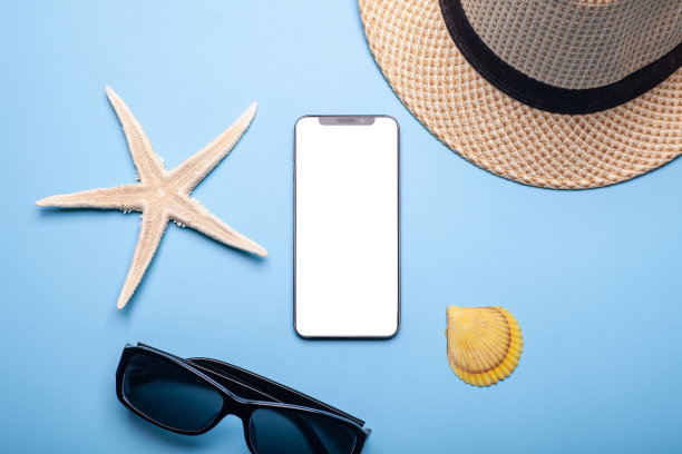 旅行小工具——蓝色背景下黑屏的智能手机图片下载