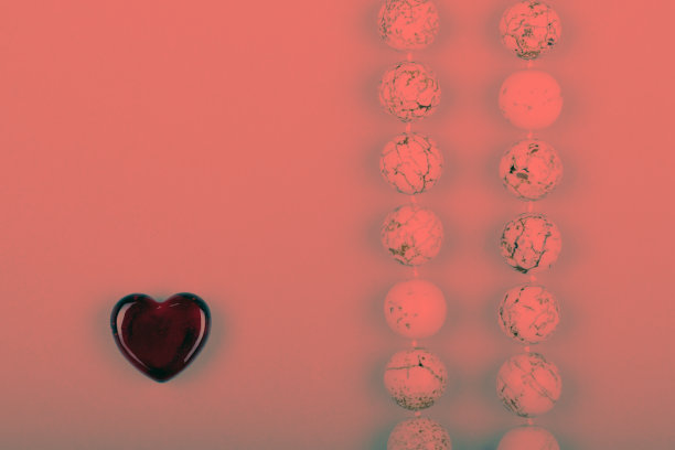 情人节。从心到心的美丽礼物图片下载