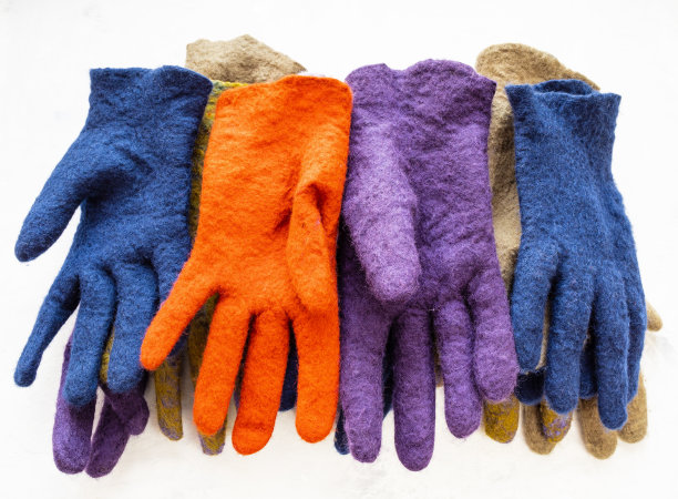 堆从新的毡手套灰色图片下载