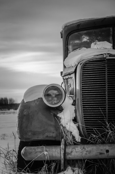 旧农用卡车图片下载