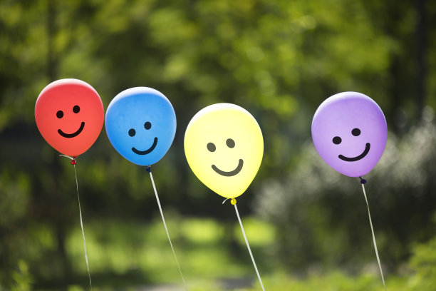 幸福和家庭的概念，假期。图片下载