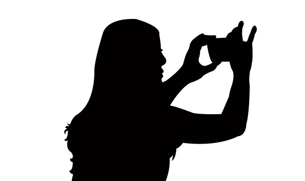 女孩自拍剪影向量图片下载