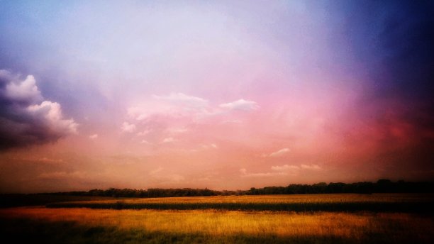 草地云死日落图片下载