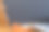 特写照片的人手清洁家具与抹布f图片下载