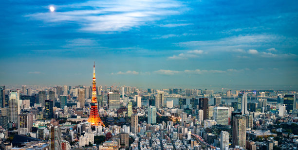 东京塔，日本-通信和观察塔。图片下载