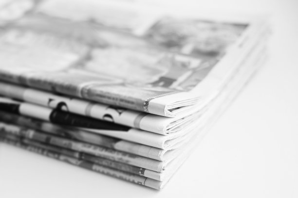 堆报纸图片下载