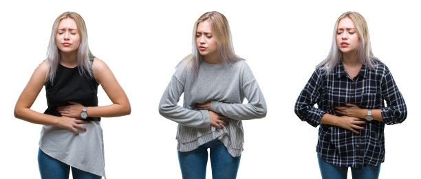 美丽的金发女郎的拼贴越过孤立的背景与手在胃上，因为恶心，痛苦的疾病感觉不舒服。疼痛的概念。图片下载