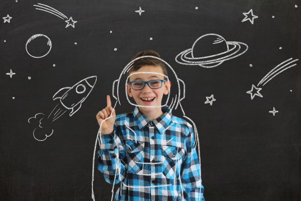 小男孩，孩子，思考想法，梦想想象太空星星图片下载