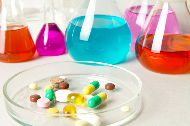 医药实验室的药片和药物。接种疫苗。药物发现。药理学和生物技术概念图片下载