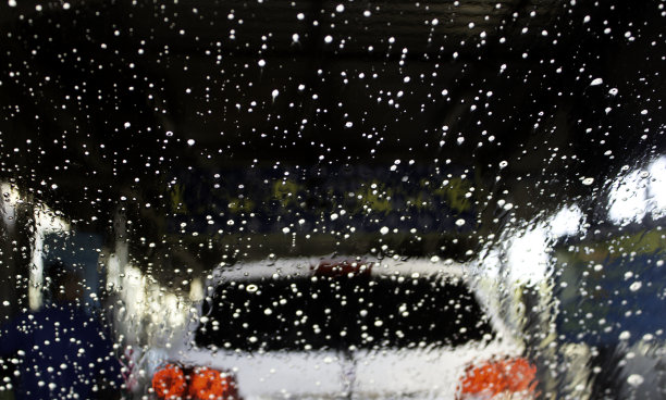 洗车中的车图片下载